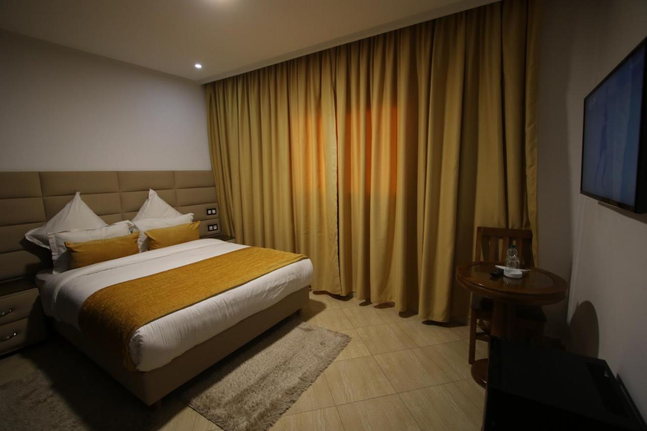 Hotel Mansour الدخلة المظهر الخارجي الصورة