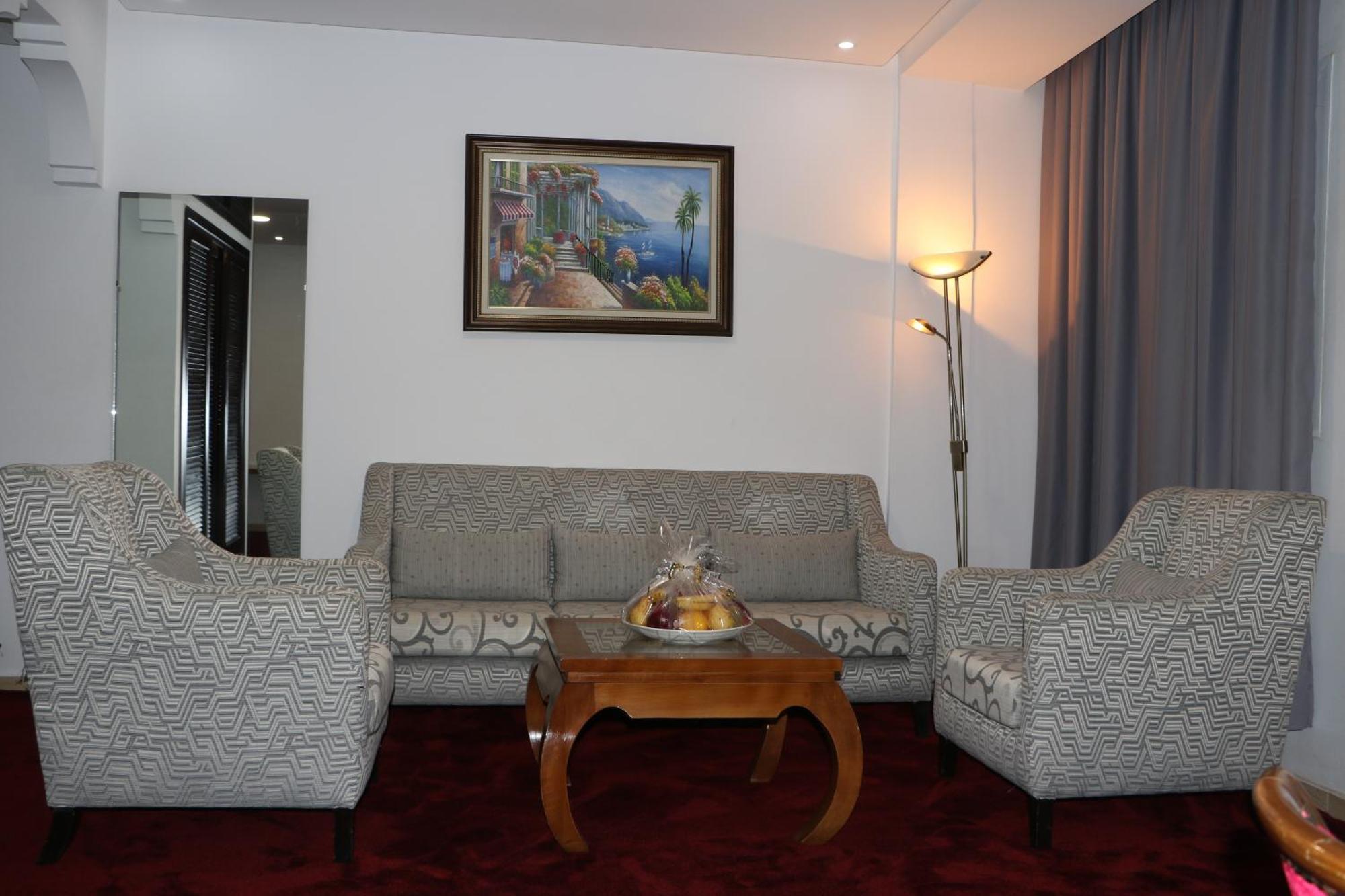 Hotel Mansour الدخلة المظهر الخارجي الصورة