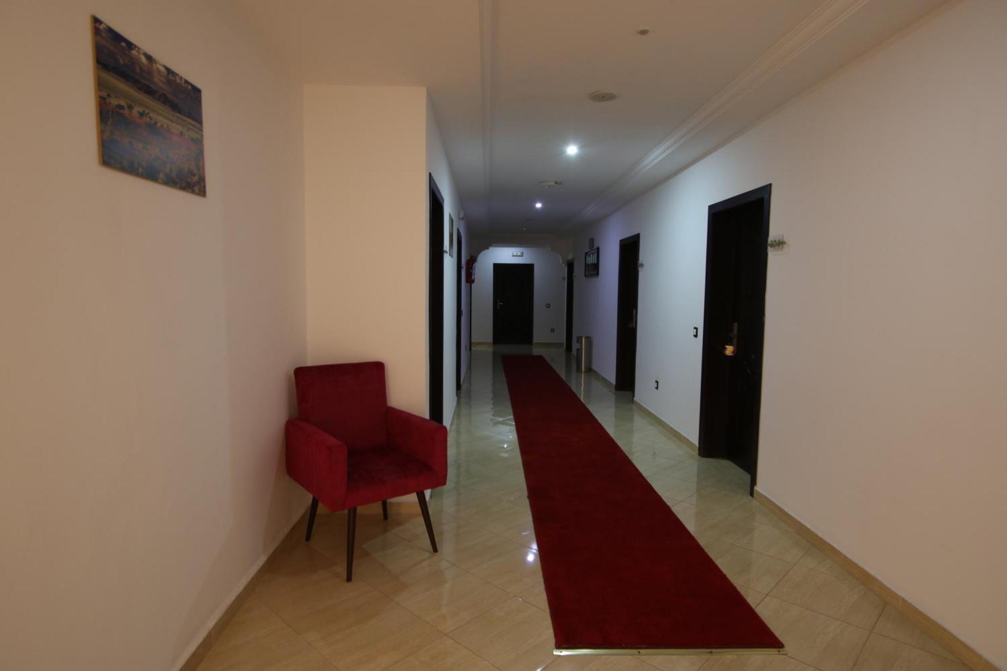 Hotel Mansour الدخلة المظهر الخارجي الصورة